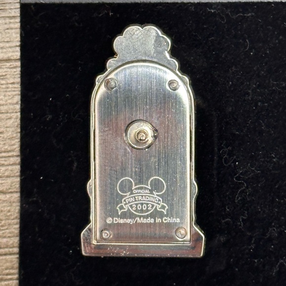 Disney The Little Mermaid Ariel Hinged Princess Window Pin - 2002 - Picture 5 of 5